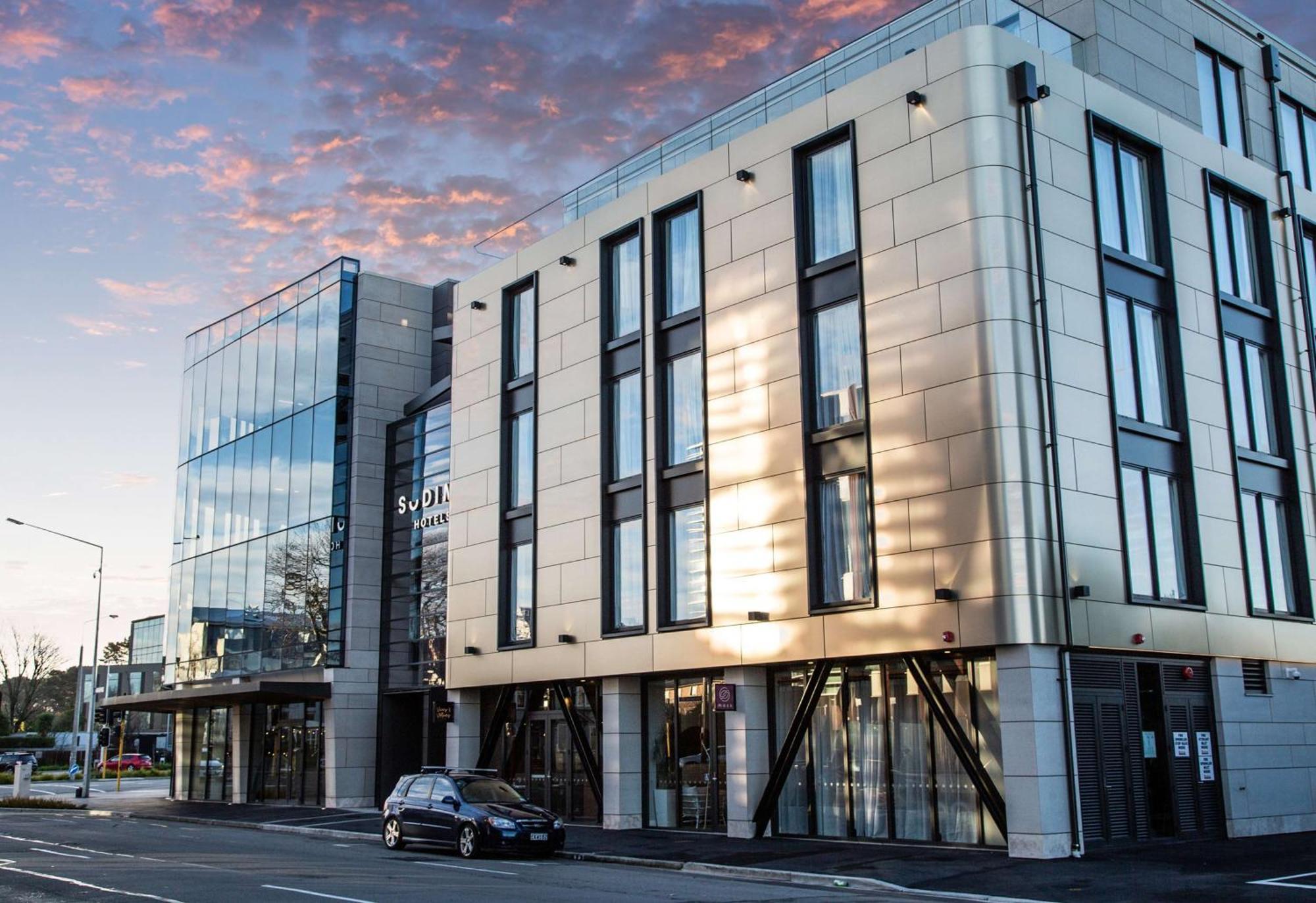 Sudima Christchurch City Exterior foto The University of Law, Birmingham